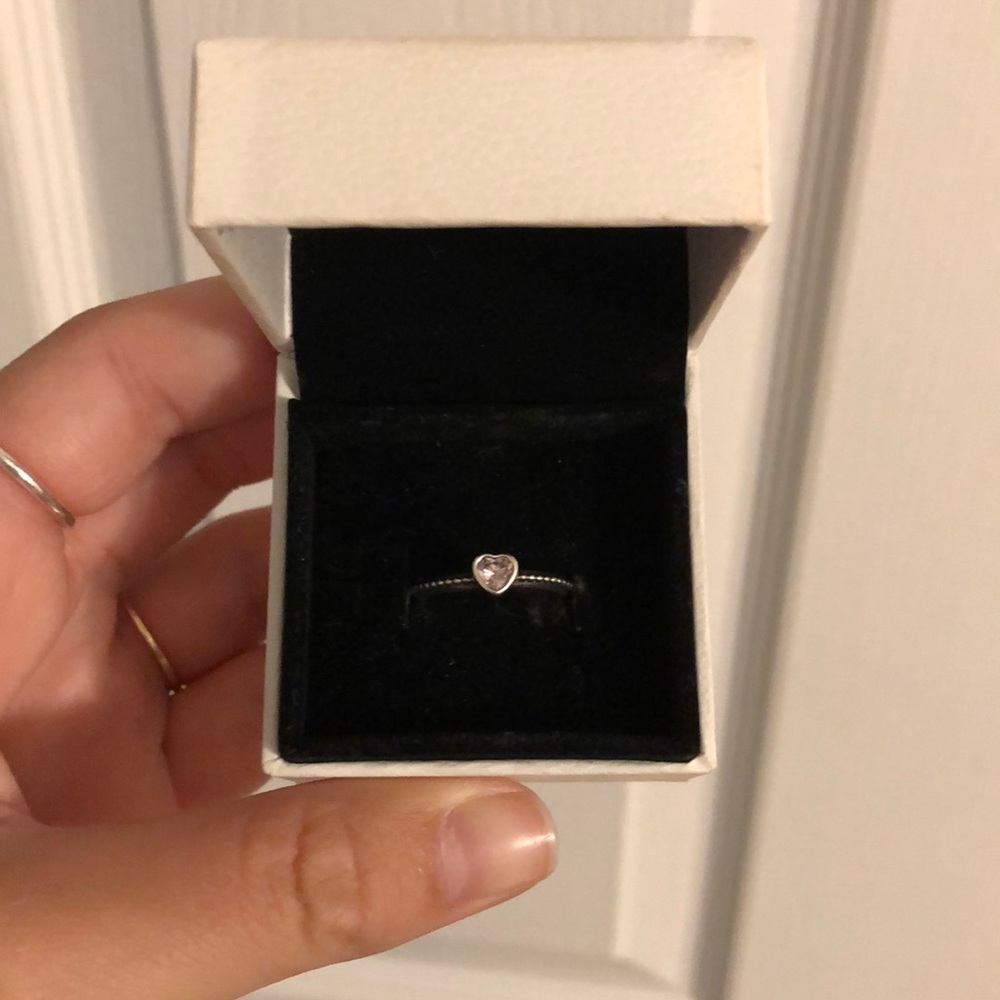Heart pandora ring